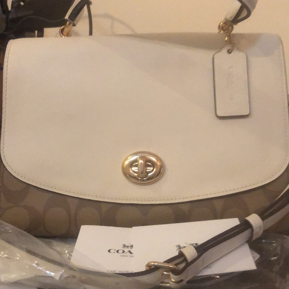 NWOT Coach - Picture 3 of 14